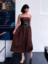 Cacao con Cinturón Escultural Dress (Onesize)