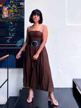 Cacao con Cinturón Escultural Dress (Onesize)