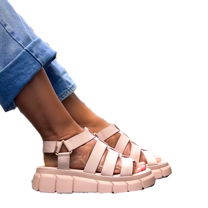 Chic Dora Sandals