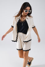 Q2 Contrast Scallop Trim Linen Shirt in Beige